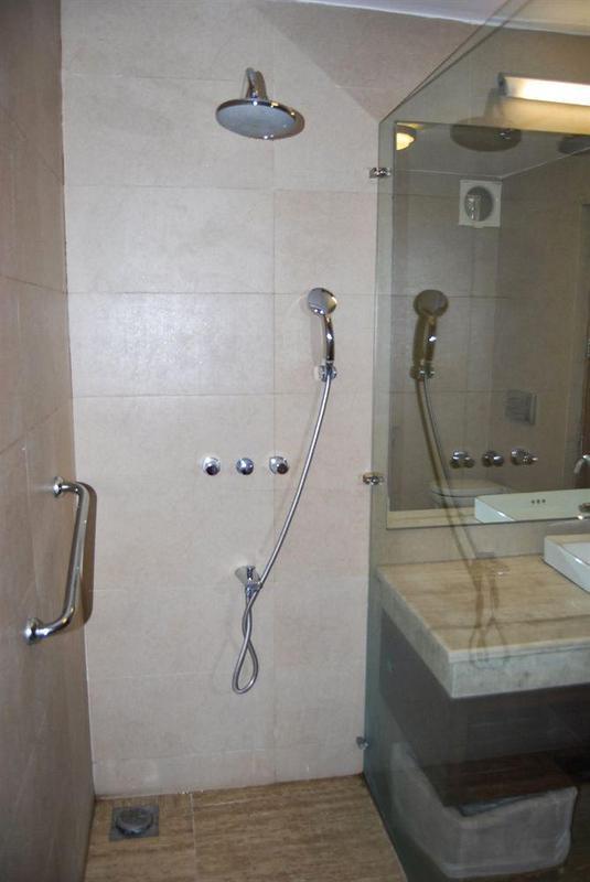 Hotel Heevan Resort Srīnagar エクステリア 写真