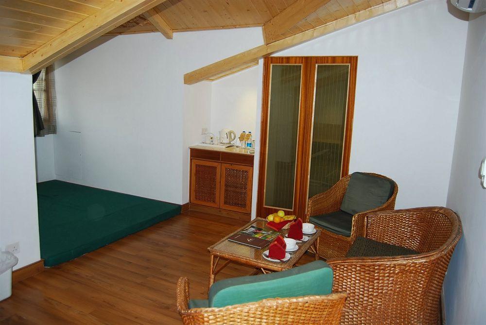 Hotel Heevan Resort Srīnagar エクステリア 写真