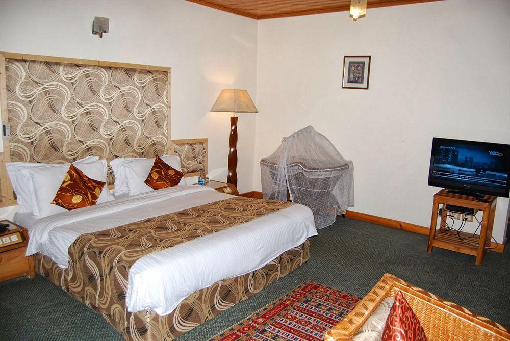 Hotel Heevan Resort Srīnagar エクステリア 写真